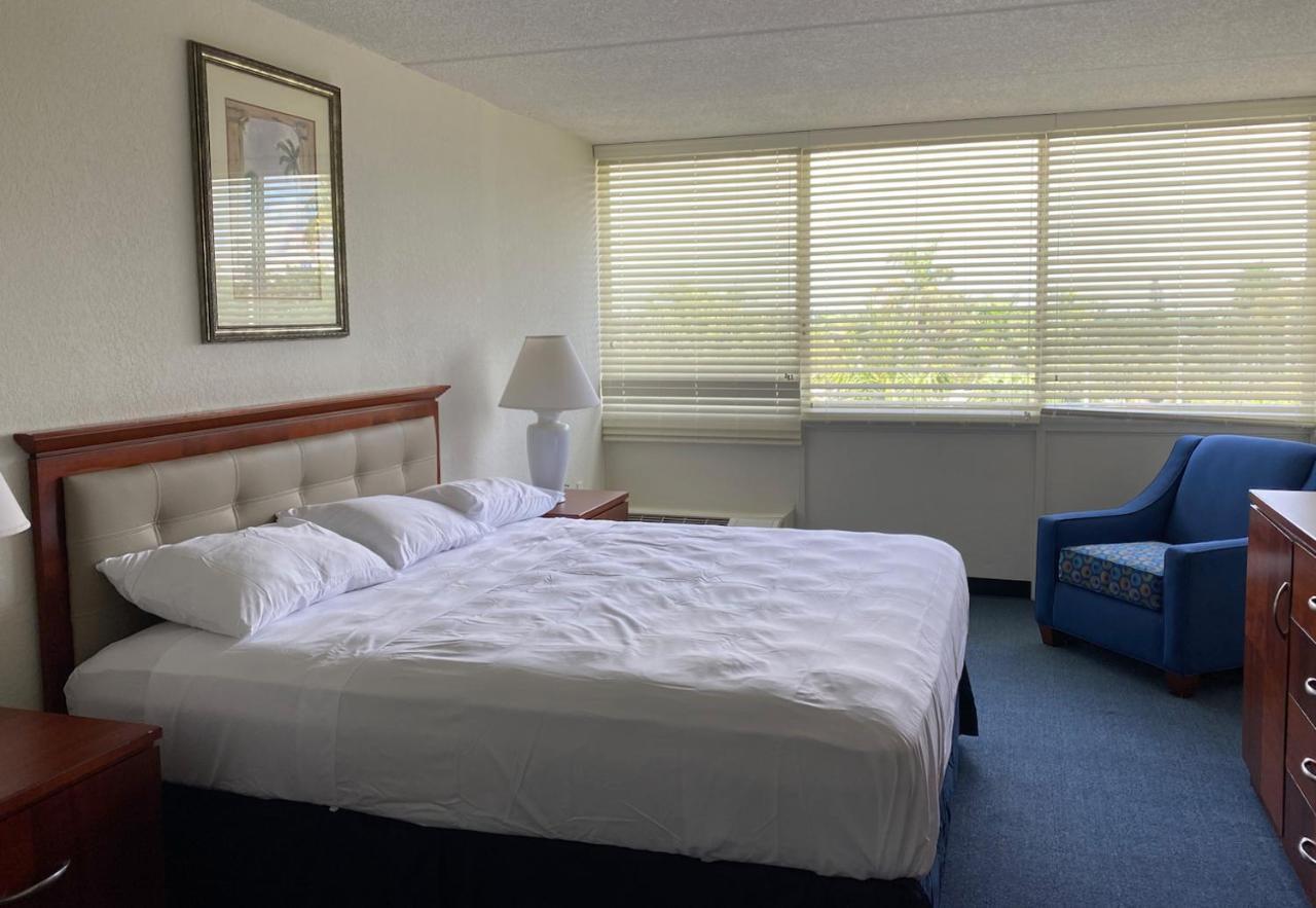 Golden Glades Miami Gardens Inn & Suites מראה חיצוני תמונה