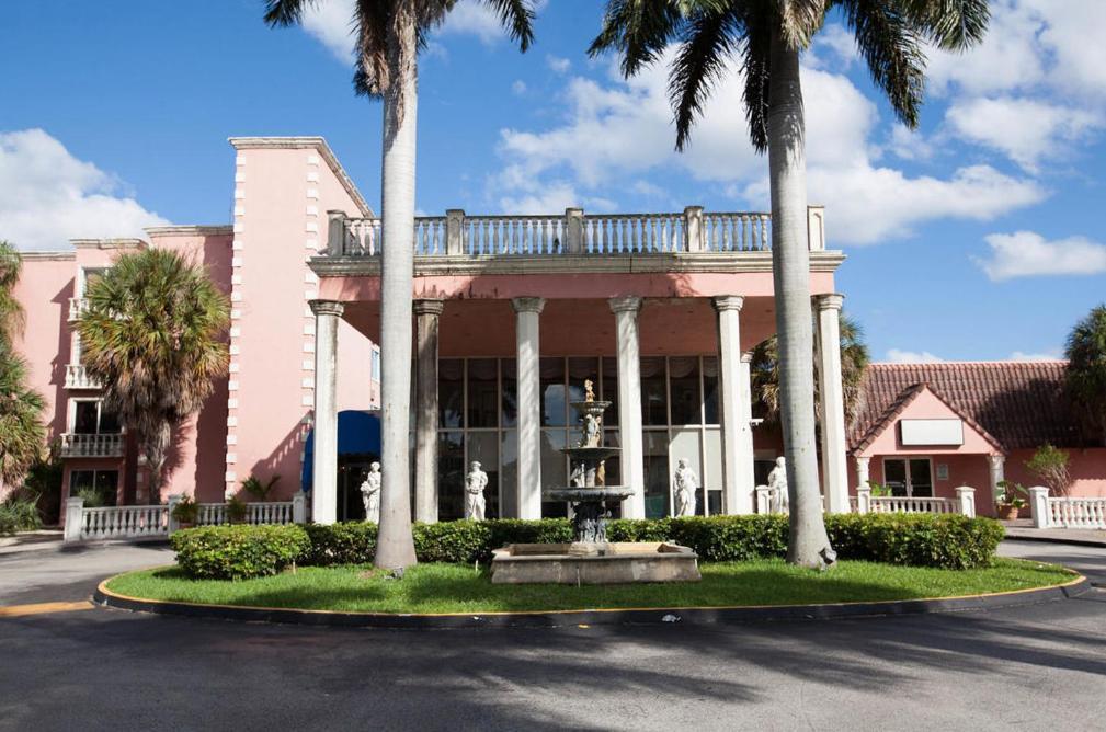 Golden Glades Miami Gardens Inn & Suites מראה חיצוני תמונה